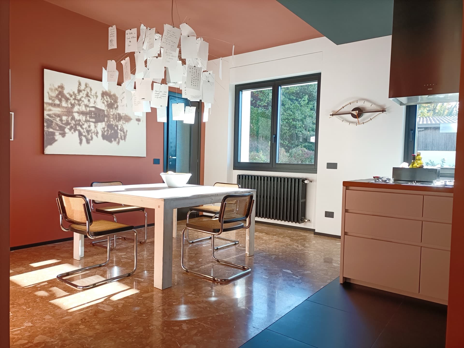 Abitazione con grandi vetrate